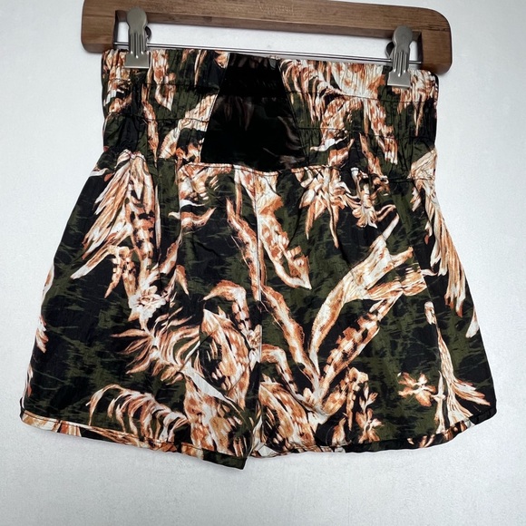 Free People Movement “The Way Home” Women's Tropical Print Shorts Size Small - Picture 3 of 4